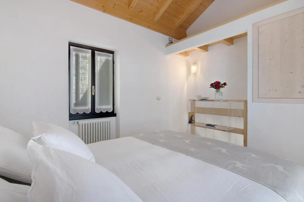 Borgo Vico Villa Verceia 0*,  Italy
