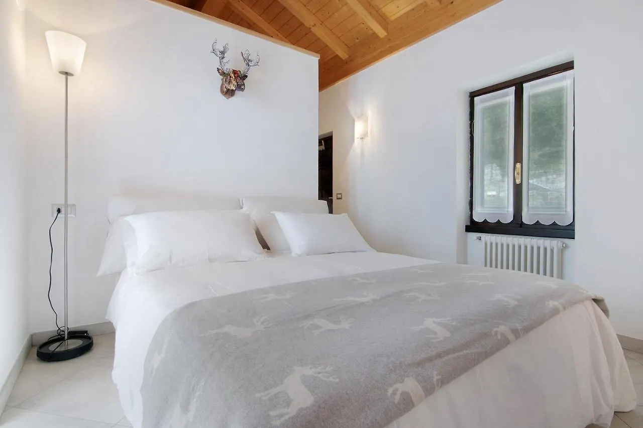 Holiday home Borgo Vico Villa Verceia Italy